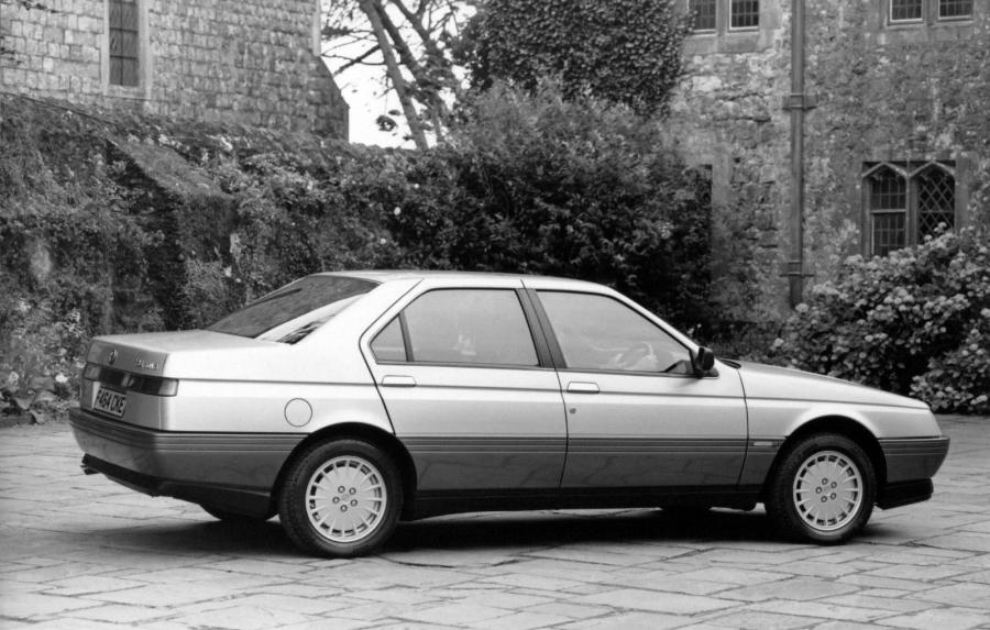  Alfa Romeo 164 1988 года  (UK) (фото 1 из 4)